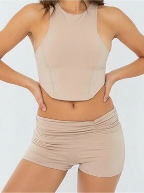 Are You Am I Calla Shorts